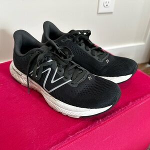 New Balance Women's Black Running Shoes